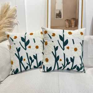 Bohemian flower pattern cushion cover with tassels, made of pure cotton fabric