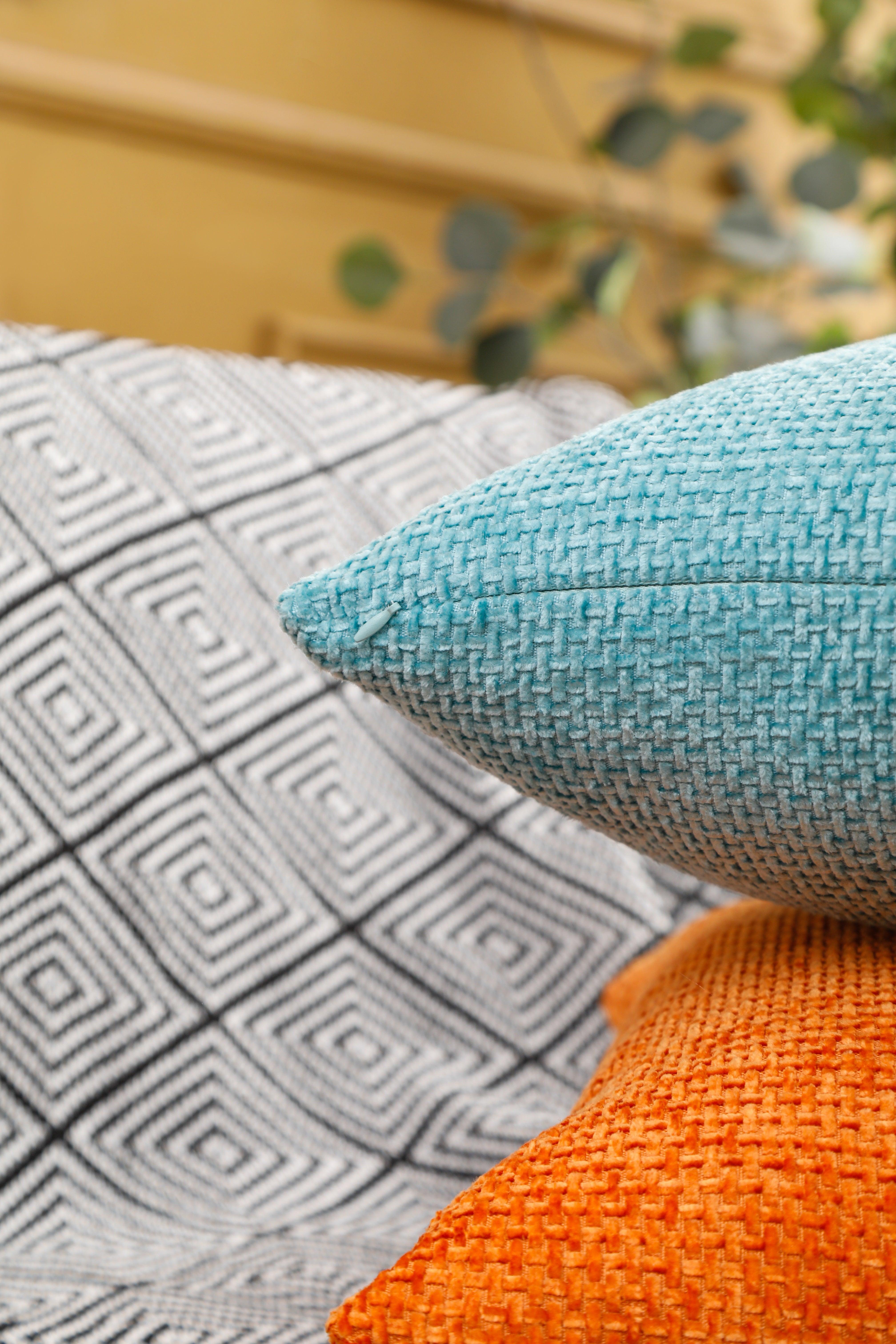 Durable solid color chenille cushion cover, perfect for sofa or accent chairs