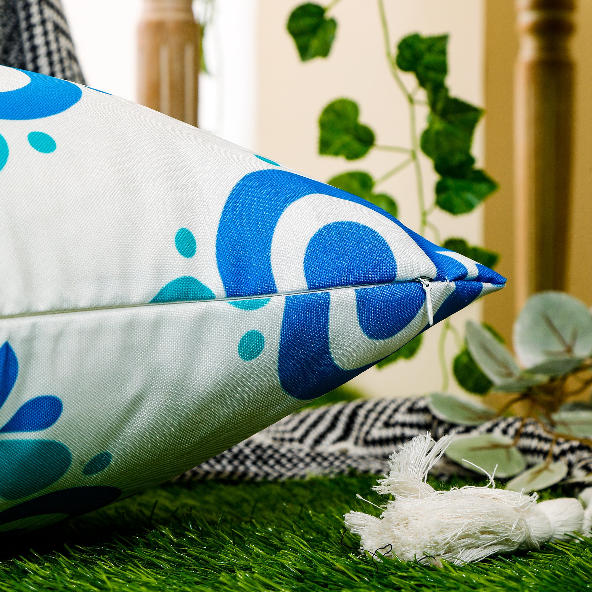 Modern Geometric Moroccan Abstract Waterproof Cushion Cover  - (Set of 4 - 45x45cm)