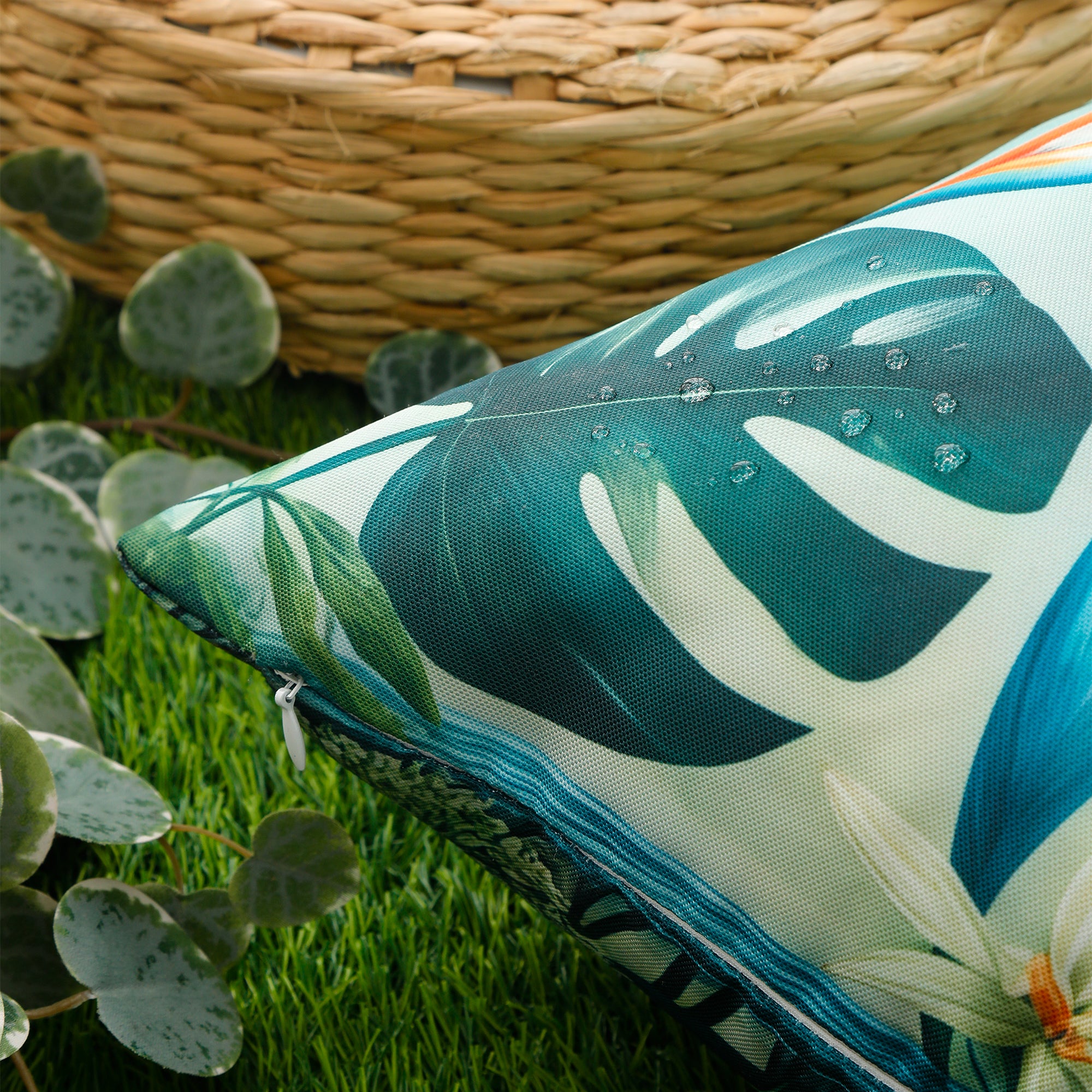 Water & Stain Resistant Floral Outdoor Cushion Cover 45x45cm Garden Décor - Design 4 (Green)