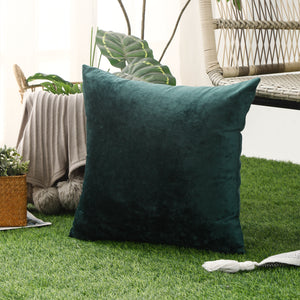 Soft Plush Crushed Velvet Cushion Cover in Dark Green, 45x45 cm.